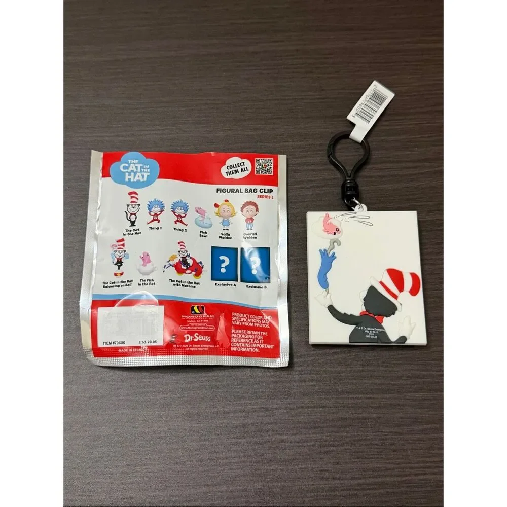Dr. Seuss The Cat In The Hat Figural Bag Clip Keychain CHASE - Poster (Style B)